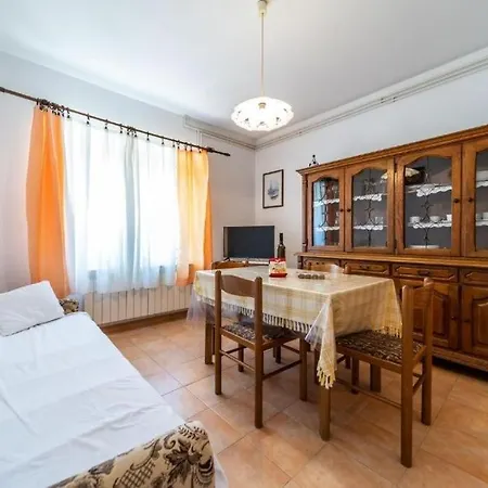 By The Sea Banjol, Rab - 24668 Apartament Rab Town