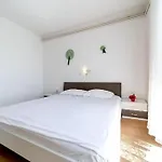 By The Sea Banjol, Rab - 24668 Apartament