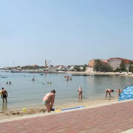 公寓 By The Sea Banjol, Rab - 24668